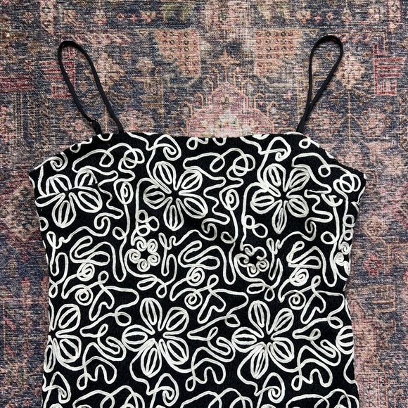 VICI Black and White Floral Mini Dress - Picture 2 of 2